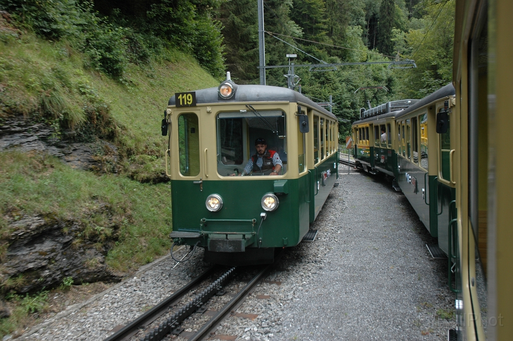 2551-0034-050812.jpg - WAB BDhe 4/4 102 + Bt 264 / Rohrfluh 5.8.2012