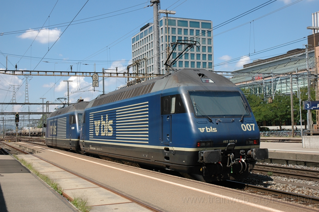 2562-0049-100812.jpg - BLS Re 465.011-5 «Wiesenberg» + 007-3 «Schilthorn» / Zürich-Altstetten 10.8.2012