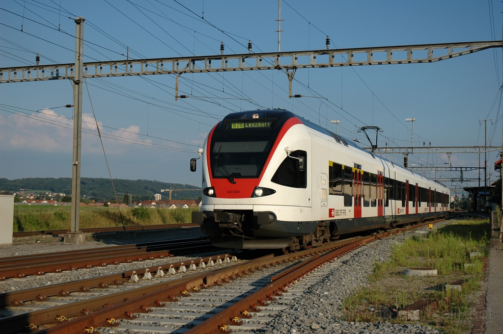 2567-0001-100812.jpg - SBB-CFF RABe 523.039 / Hendschiken SBB 10.8.2012