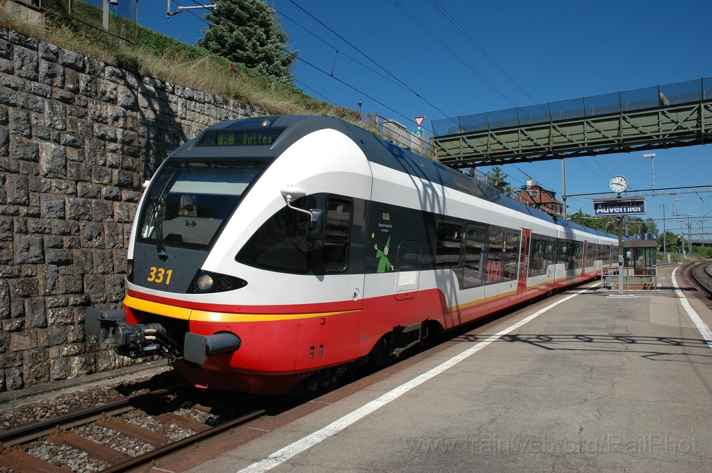 2575-0037-180812.jpg - TRN RABe 527.331-3 / Auvernier 18.8.2012