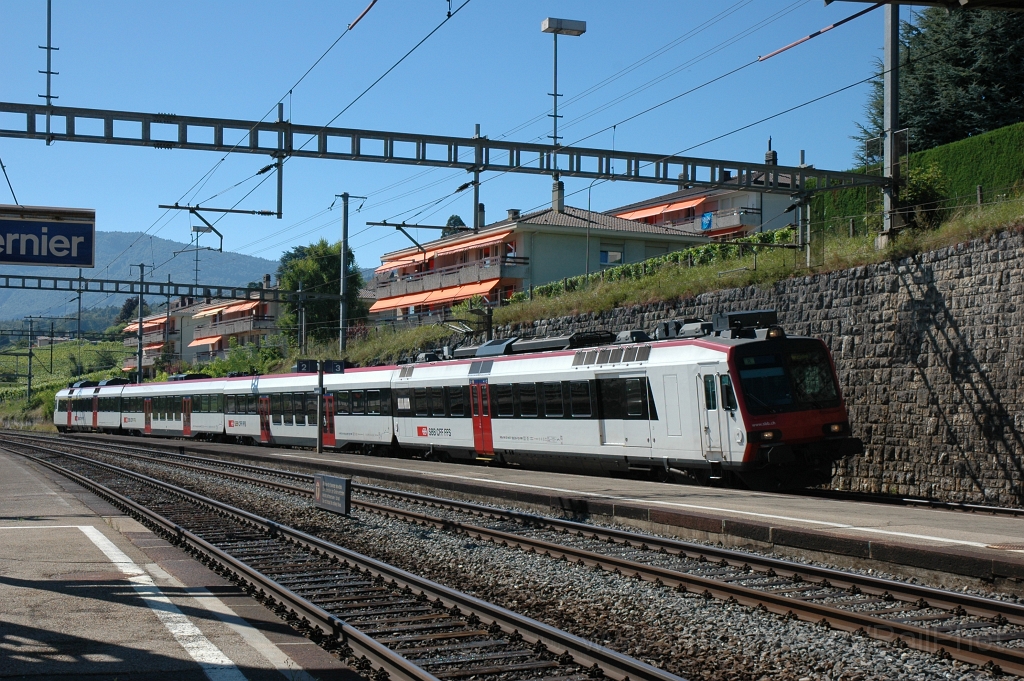 2575-0046-180812.jpg - SBB-CFF RBDe 560.240-4 / Auvernier 18.8.2012