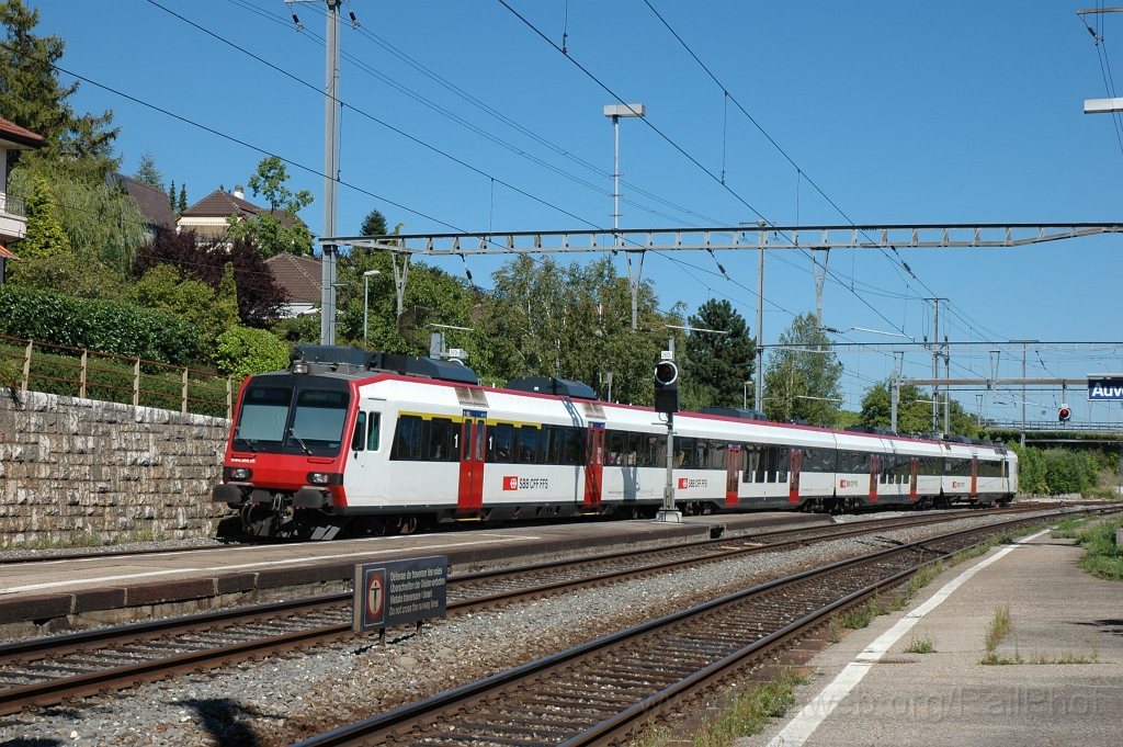 2576-0010-180812.jpg - SBB-CFF ABt 50 85 39-43 856-6 + RBDe 560.240-4 / Auvernier 18.8.2012
