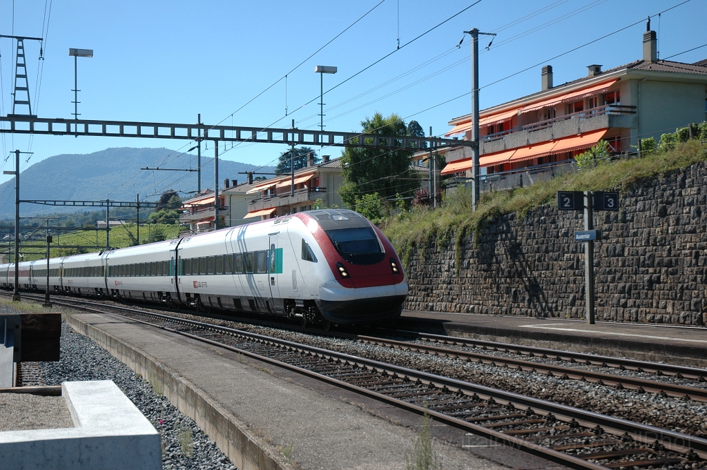 2576-0045-180812.jpg - SBB-CFF ICN RABDe 500.013-8 «Denis de Rougemont» / Auvernier 18.8.2012