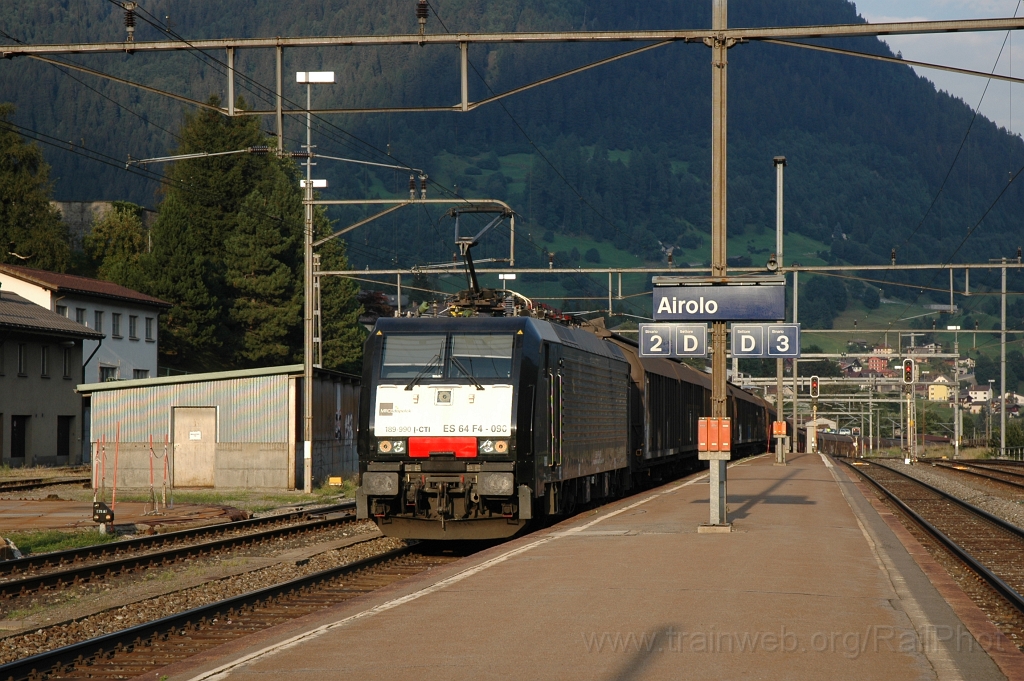 2586-0019-220812.jpg - MRCE ES 64 F4-090 / Airolo 22.8.2012