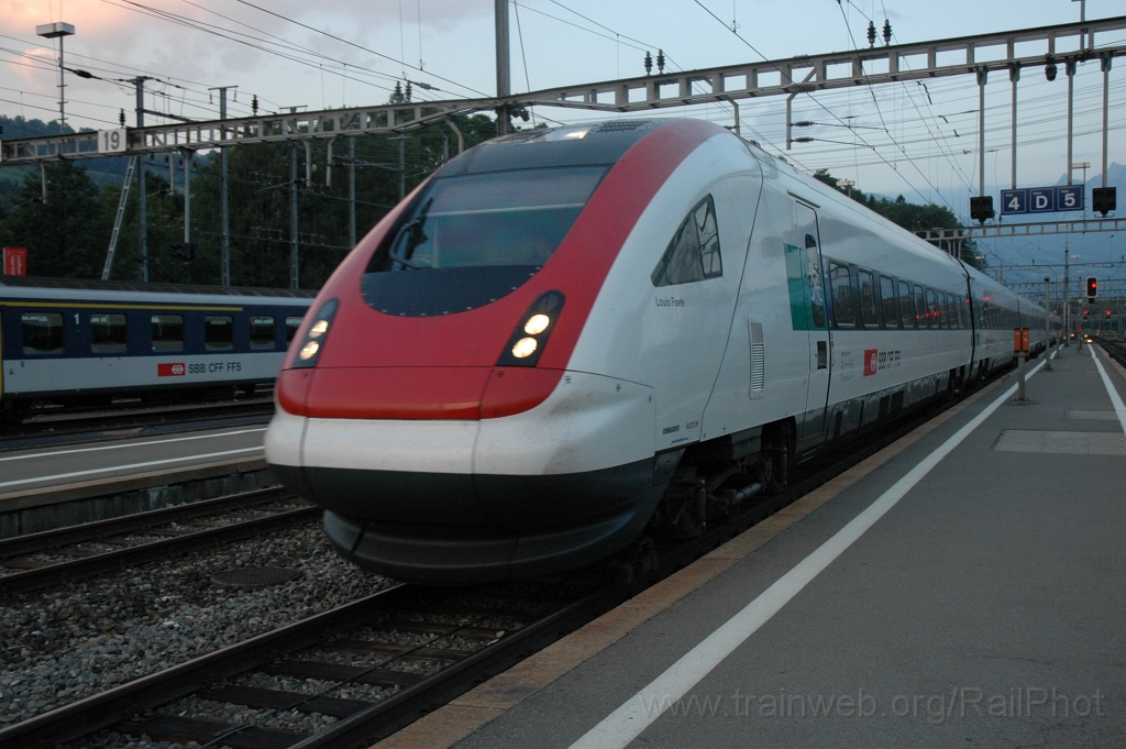 2588-0012-220812.jpg - SBB-CFF ICN RABDe 500.031-0 «Louis Favre» / Arth-Goldau 22.8.2012