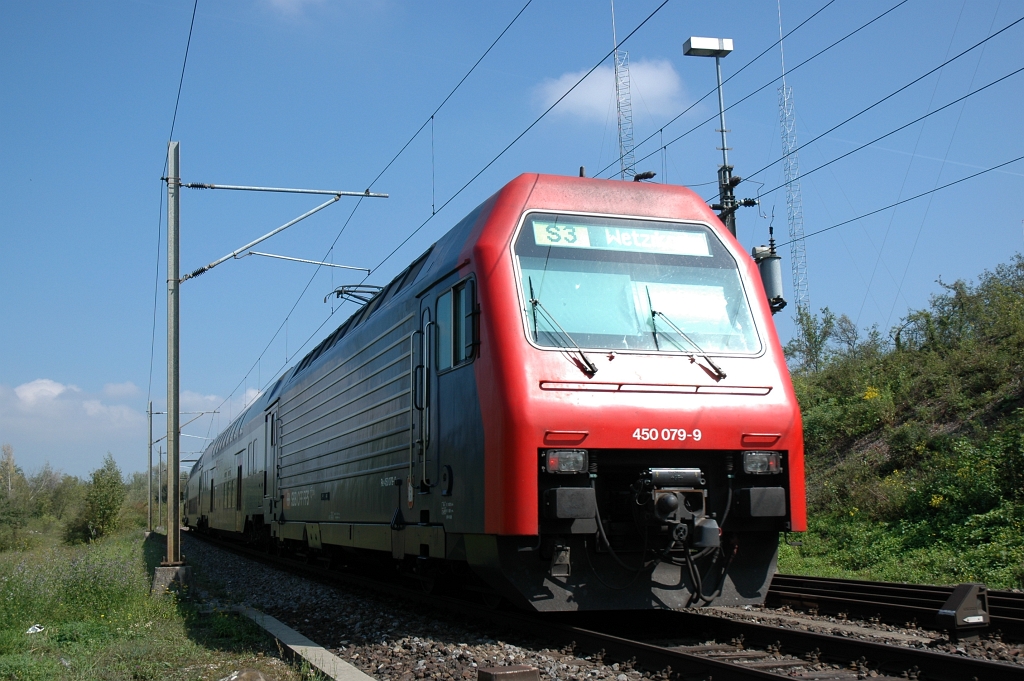 2598-0008-070912.jpg - SBB-CFF Re 450.079-9 "Jestetten" / Stettbach 7.9.2012