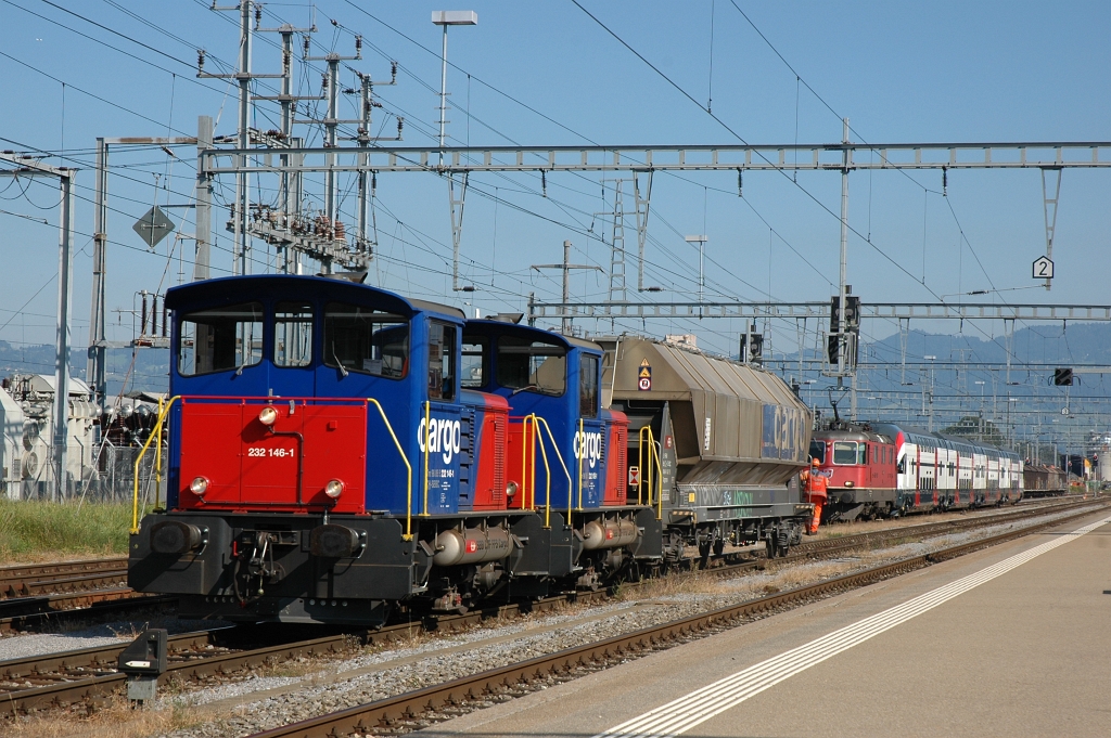 2612-0036-140912.jpg - SBB-CFF Tm 232.146-1 + Tm 232.108-1 / St.Margrethen 14.9.2012