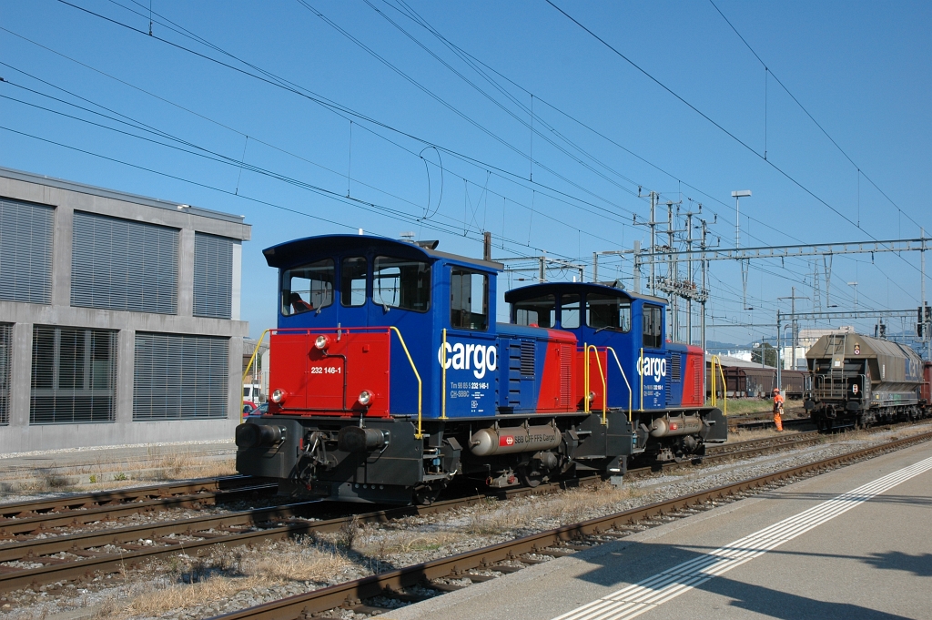 2613-0013-140912.jpg - SBB-CFF Tm 232.146-1 + Tm 232.108-1 / St.Margrethen 14.9.2012