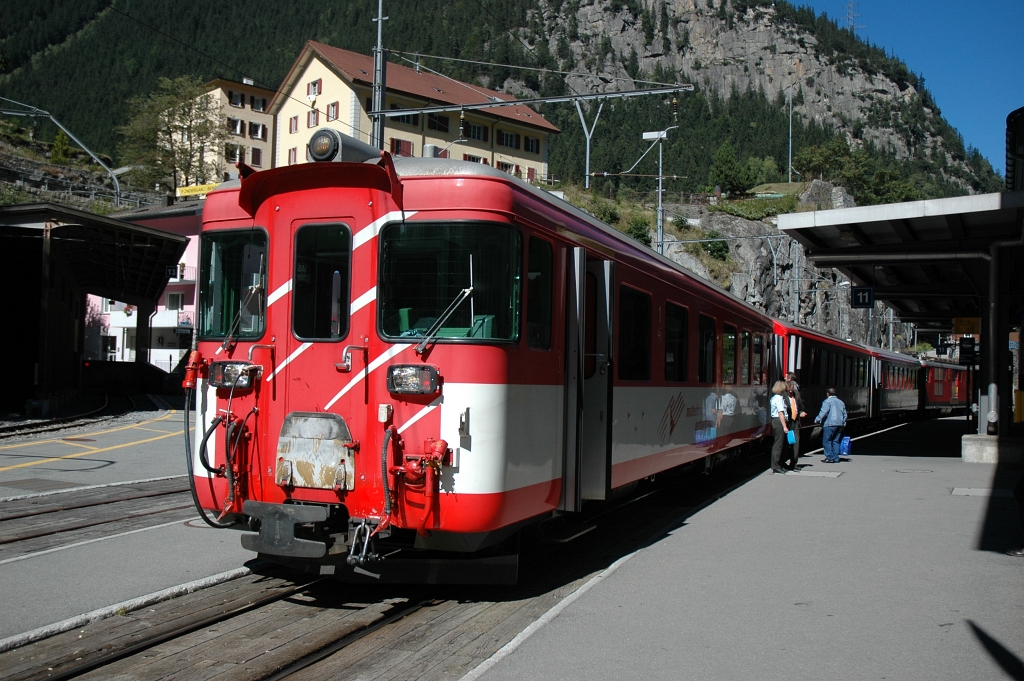 2616-0021-160912.jpg - MGB ABt 4158 / Göschenen 16.9.2012