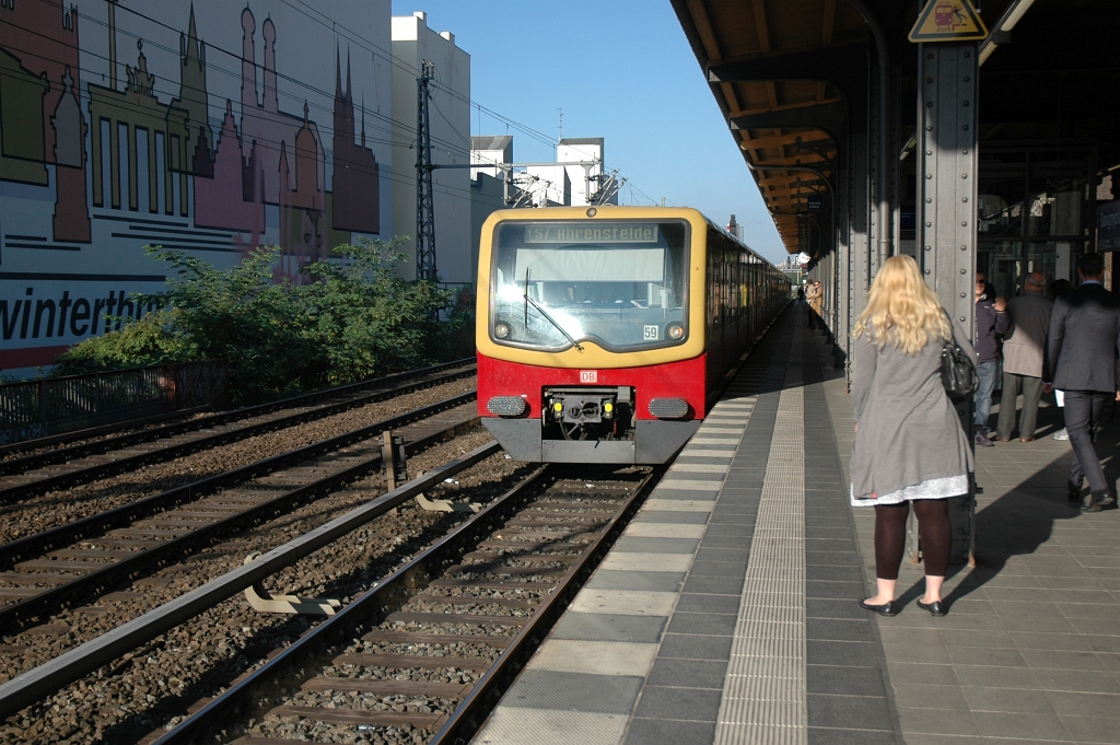 2624-0035-200912.jpg - DBAG 481.409-1 / Berlin-Savignyplatz 20.9.2012