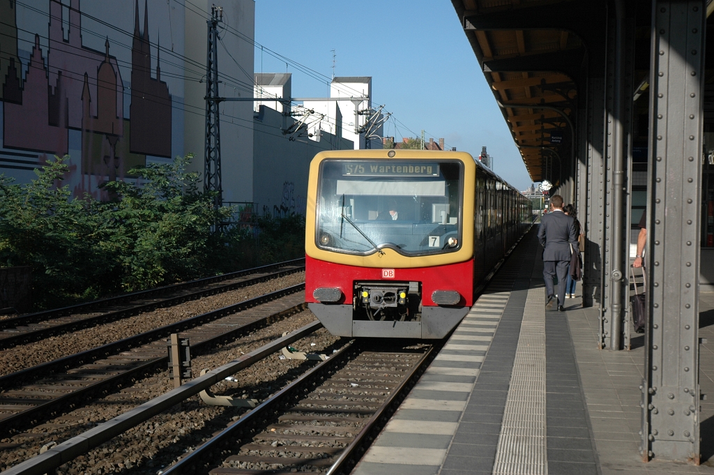 2625-0037-200912.jpg - DBAG 481.363-0 / Berlin-Savignyplatz 20.9.2012