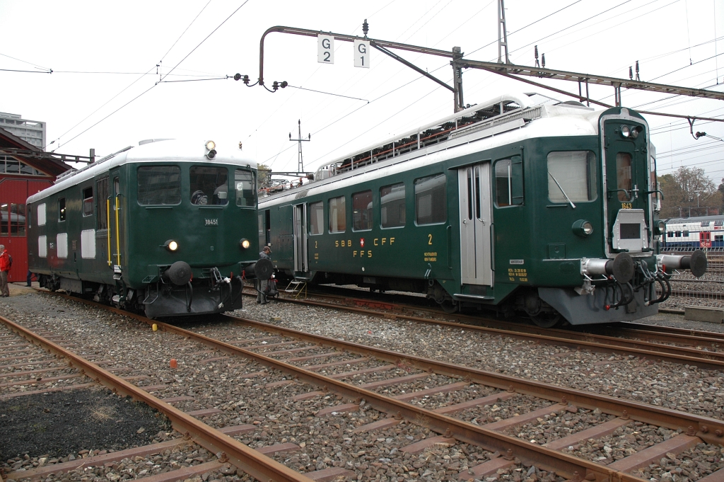 2637-0045-300912.jpg - SBB-CFF Bm 4/4'' 18451 + BFe 4/4 1643 / Winterthur 30.9.2012