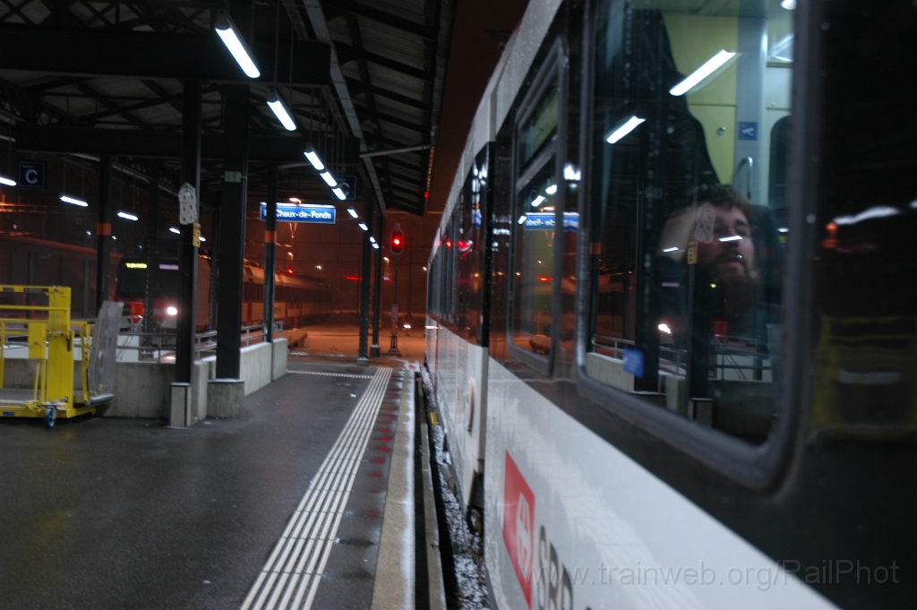 2669-0034-271012.jpg - SBB-CFF RBDe 560.281-8 / La Chaux-de-Fonds 27.10.2012