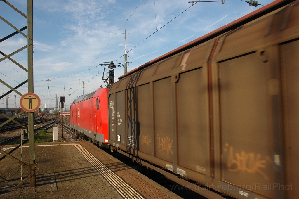 2678-0002-171112.jpg - DBAG 185.045-2 / Basel Badische Bahnhof 17.11.2012