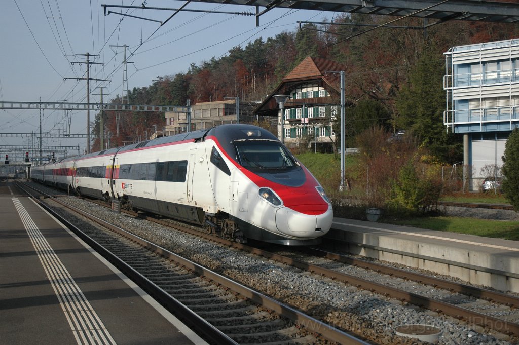 2682-0045-231112.jpg - SBB-CFF ETR 93 85 5 610.114-6 / Gümligen 23.11.2012
