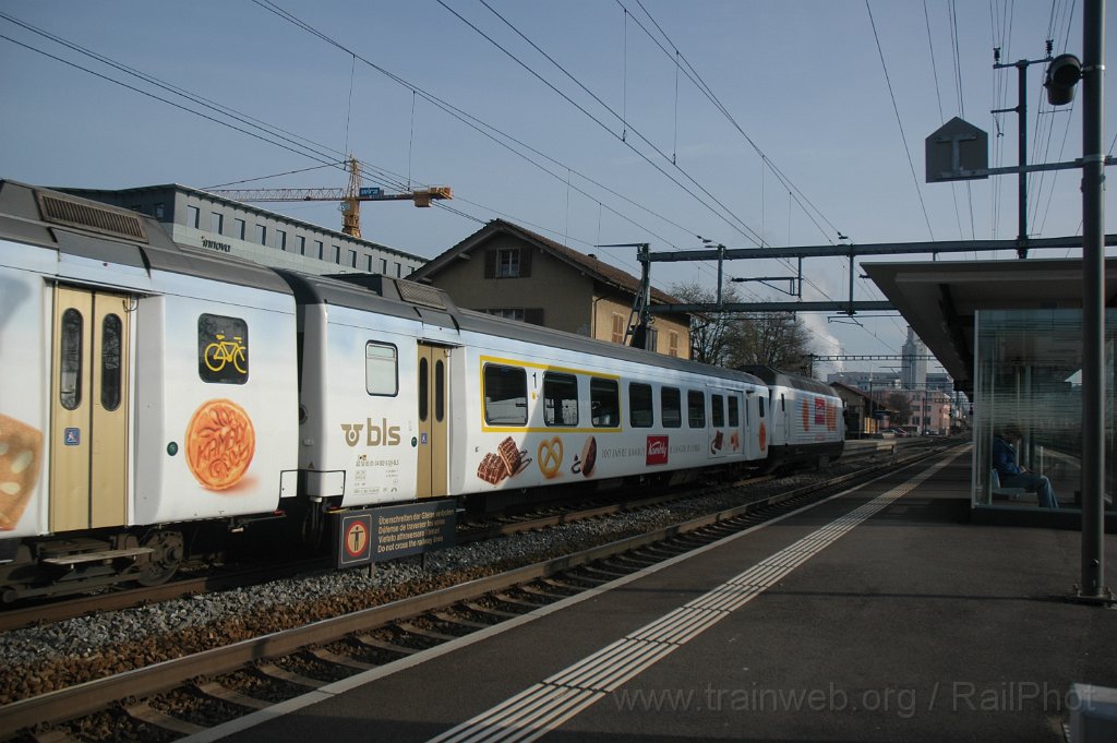 2683-0008-231112.jpg - BLS Re 465.004-0 «Trubschachen» / Gümligen 23.11.2012