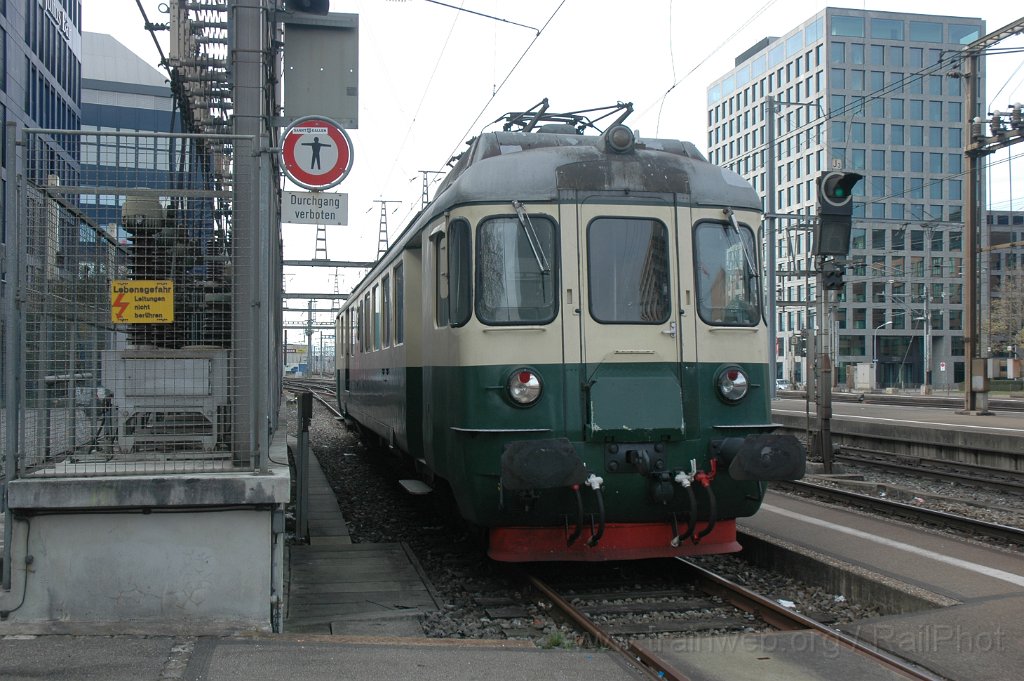 2683-0043-241112.jpg - DSF BDe 4/4 80 «Koblenz» / Zürich-Altstetten 24.11.2012