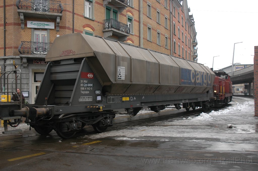 2686-0008-141212.jpg - SBB-CFF Bm 4/4 18413 / Escher-Wyss Platz 14.12.2012