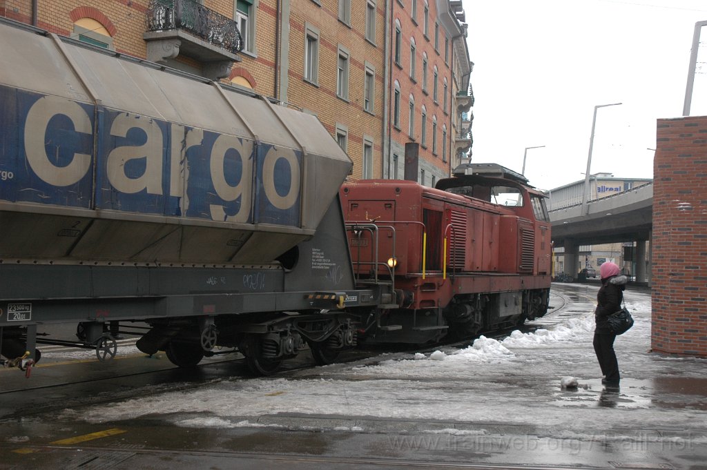 2686-0009-141212.jpg - SBB-CFF Bm 4/4 18413 / Escher-Wyss Platz 14.12.2012