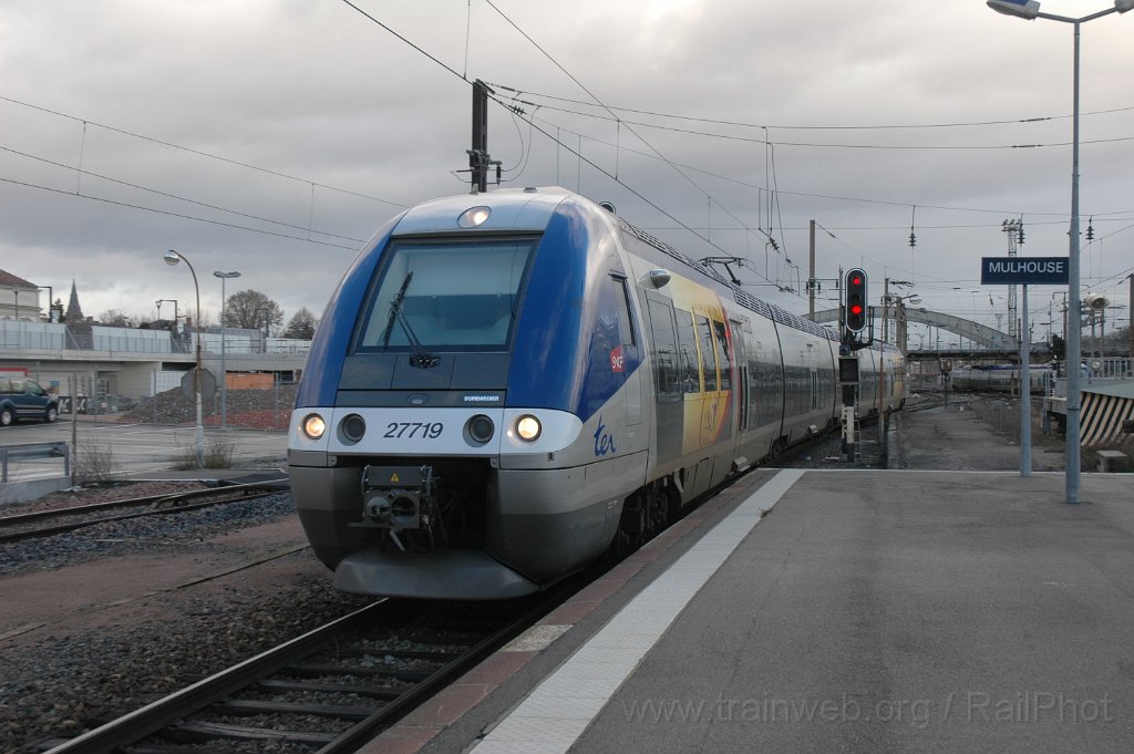 2687-0001-261212.jpg - SNCF Z 27719 / Mulhouse-Ville 26.12.2012