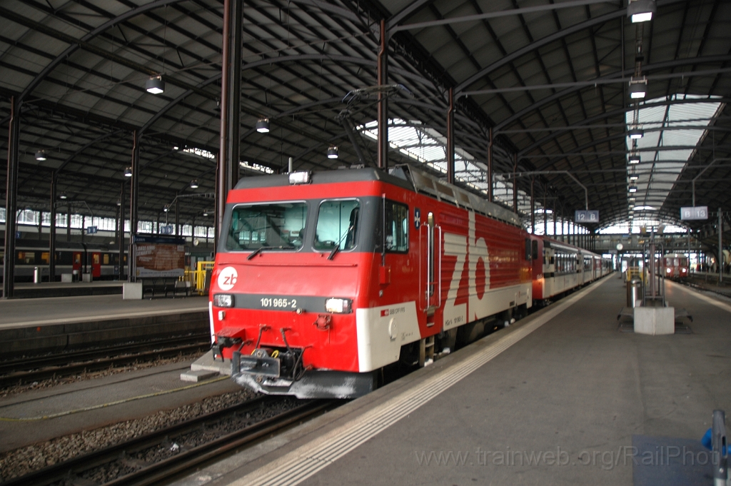 2689-0045-170113.jpg - ZB HGe 101.965-2 "Lungern" / Luzern 17.1.2013