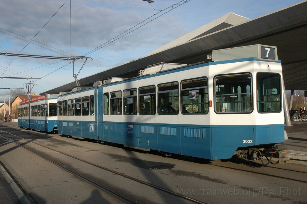 2694-0027-310113.jpg - VBZ Be 4/6'' 2093 + Be 4/6' 2033 / Bahnhof Stettbach 31.1.2013