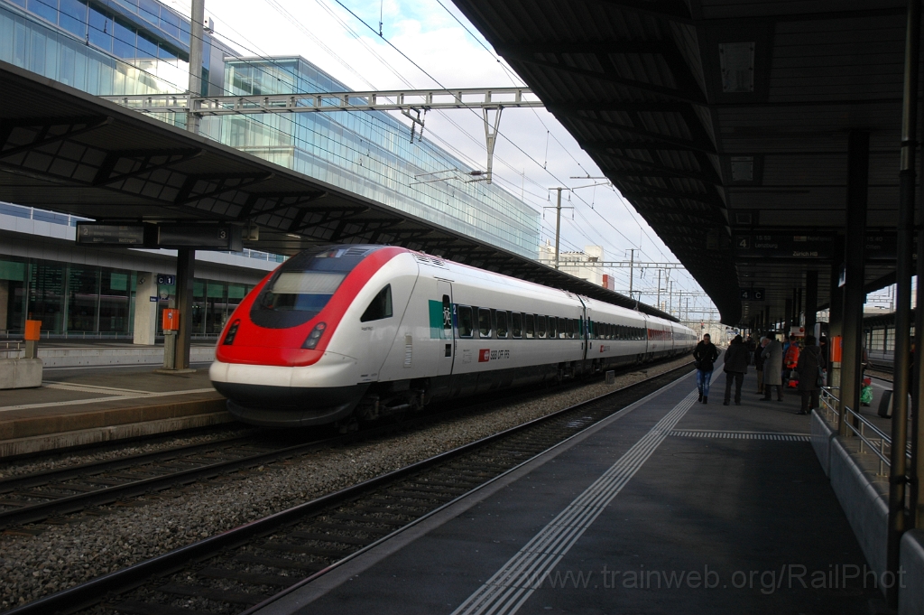 2696-0011-020213.jpg - SBB-CFF ICN RABDe 500.018-7 "Adolf Wölfli" / Aarau 2.2.2013