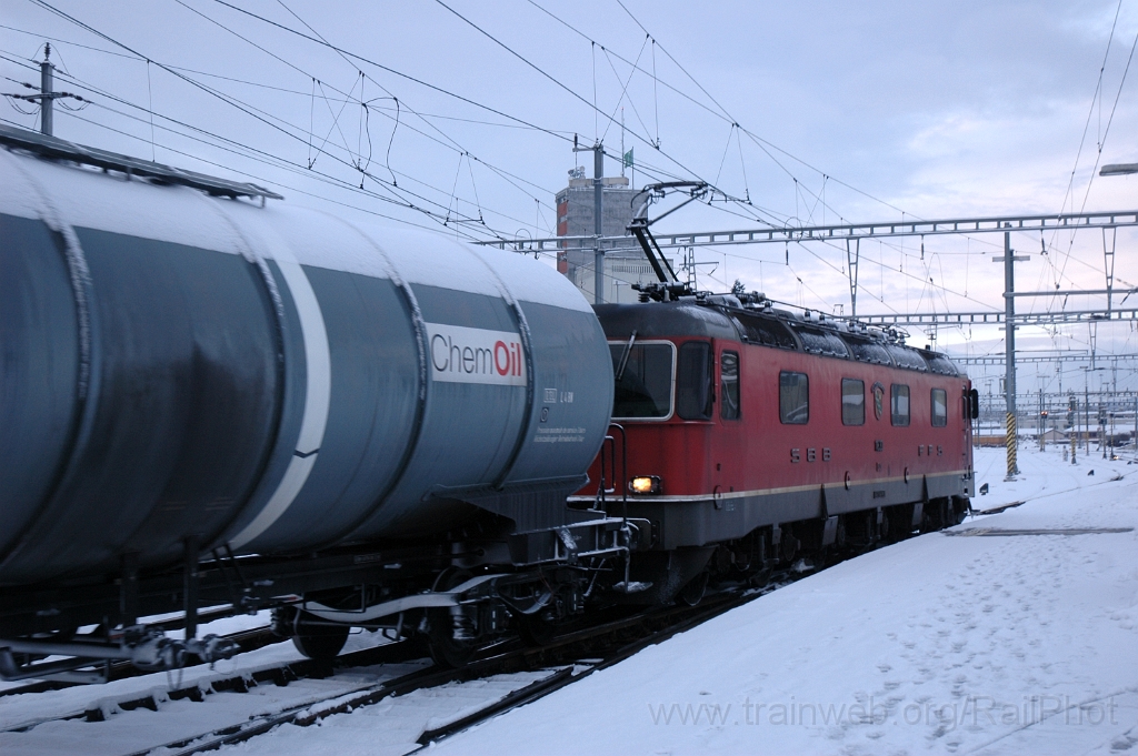 2697-0017-070213.jpg - SBB-CFF Re 6/6 11630 "Herzogenbuchsee" / Wil 7.2.2013