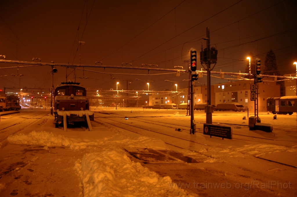 2699-0012-120213.jpg - SBB-CFF Ee 3/3 16362 / Rapperswil 12.2.2013