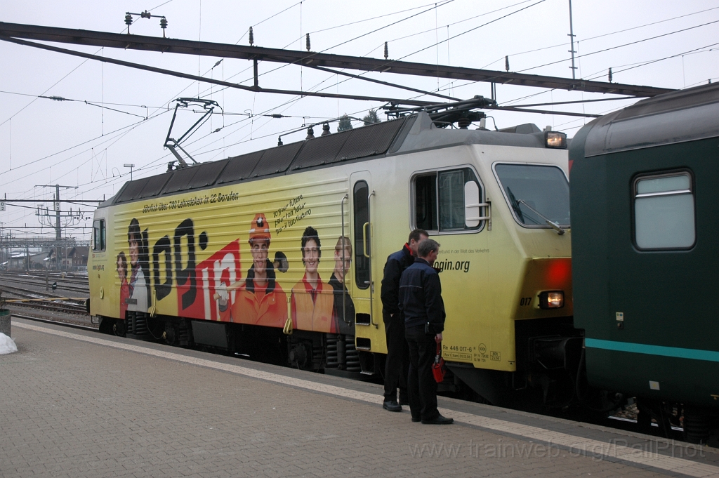 2709-0001-280213.jpg - SOB Re 446.017-6 "Login" / Rapperswil 28.2.2013