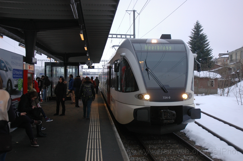 2711-0021-010313.jpg - Thurbo RABe 526.724-0 "Conny-Land" / Wattwil 1.3.2013