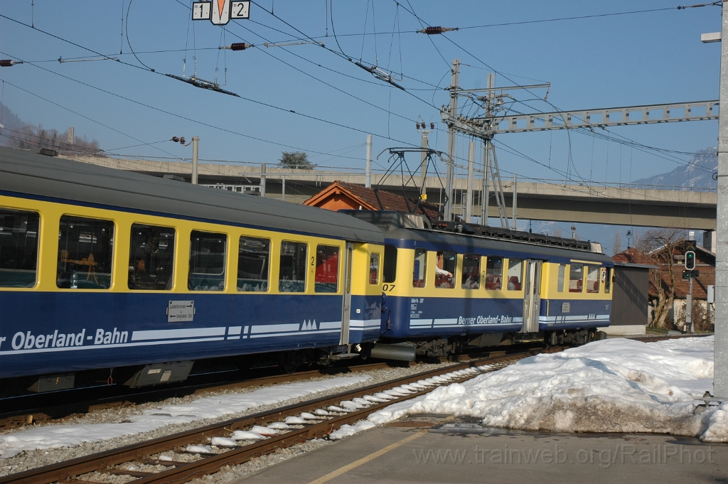 2715-0032-030313.jpg - BOB ABeh 4/4 307 "Wilderswil" / Interlaken-Ost 3.3.2013