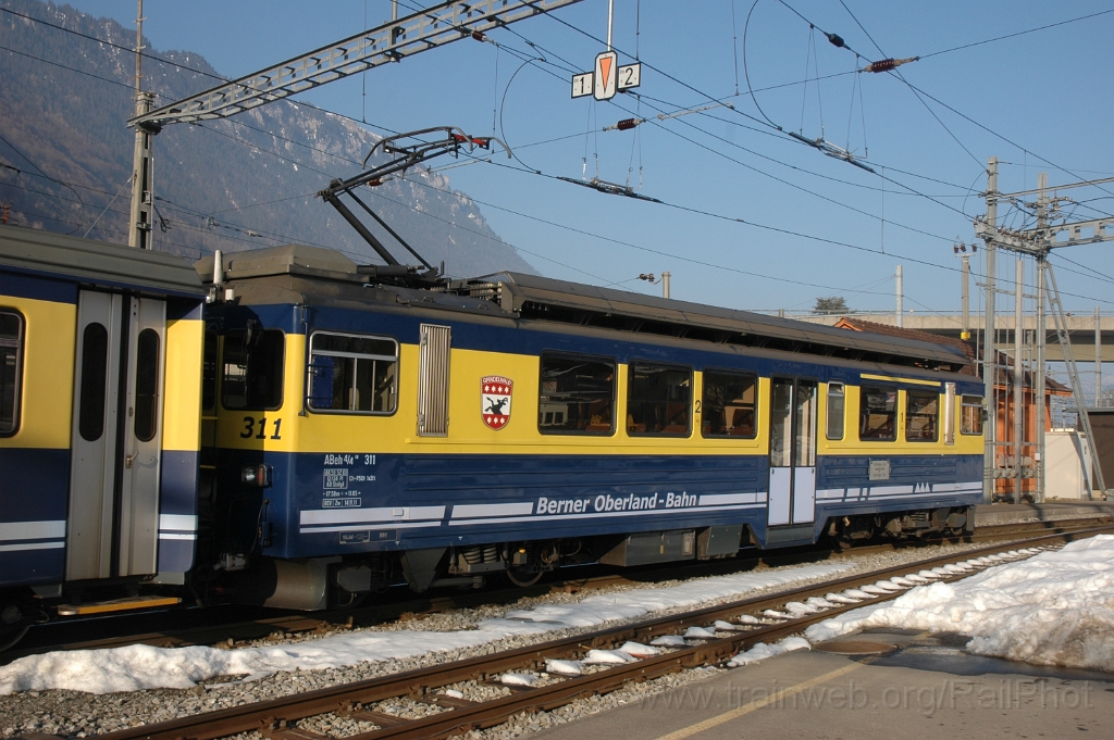 2716-0037-030313.jpg - BOB ABeh 4/4'' 311 "Grindelwald" / Interlaken-Ost 3.3.2013