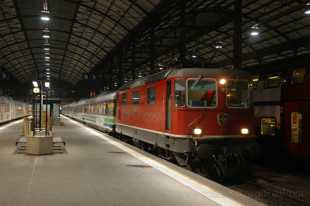2717-0048-030313.jpg - SBB-CFF Re 4/4'' 11122 / Luzern 3.3.2013
