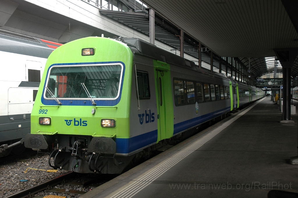 2742-0048-090413.jpg - BLS 50 85 80-35 992-7 / Luzern 9.4.2013