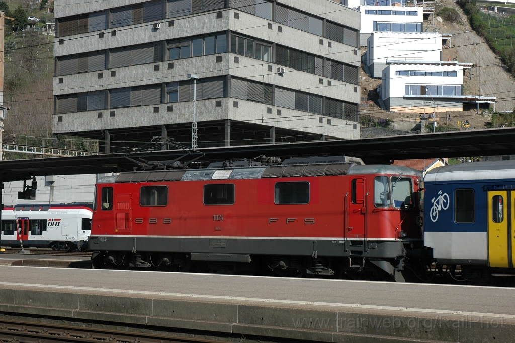 2761-0028-150413.jpg - SBB-CFF Re 4/4'' 11124 / Bellinzona 15.4.2013