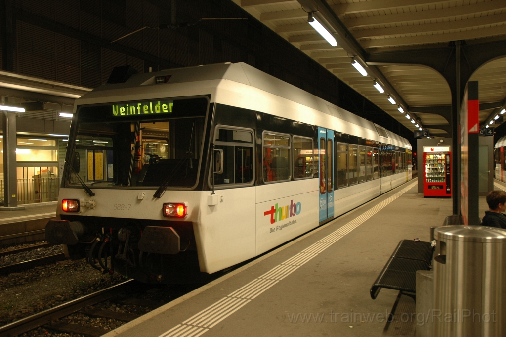 2772-0045-230413.jpg - Thurbo RABe 526.688-7 / Wil 23.4.2013