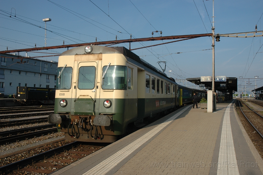 2790-0026-060513.jpg - SOB BDe 576.058-2 "Wollerau" / Rapperswil 6.5.2013