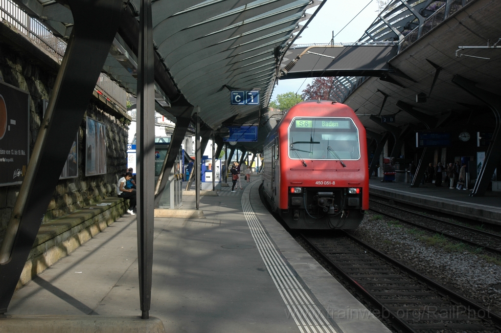 2792-0028-070513.jpg - SBB-CFF Re 450.051-8 "Kleinandelfingen" / Zürich-Stadelhofen 7.5.2013
