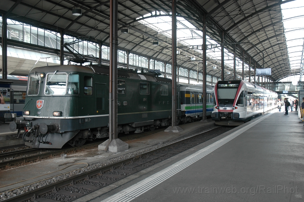 2792-0043-070513.jpg - SBB-CFF Re 4/4'' 11161 + RABe 520.008-9 "Stadt Luzern" / Luzern 7.5.2013