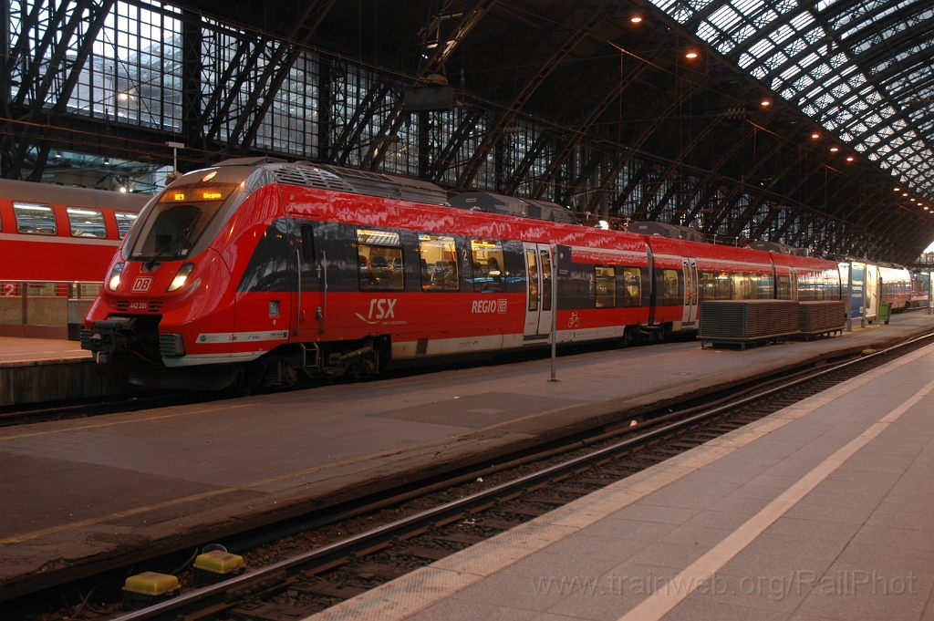 2826-0044-220513.jpg - DBAG 442.301-8 / Köln Hbf 22.5.2013