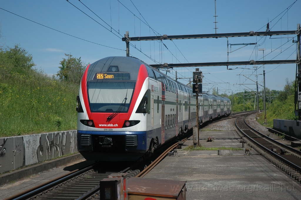 2830-0038-280513.jpg - SBB-CFF RABe 511.003 / Stettbach 28.5.2013