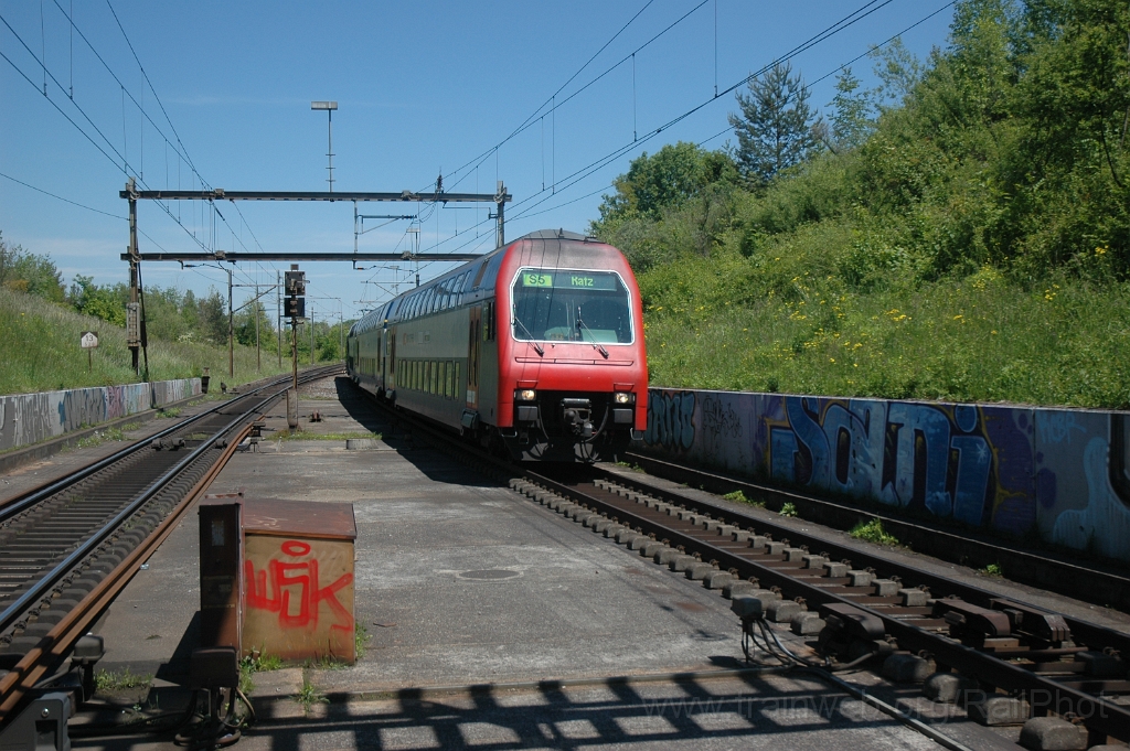 2830-0042-280513.jpg - SBB-CFF Bt 50 85 26-34 906-5 / Stettbach 28.5.2013