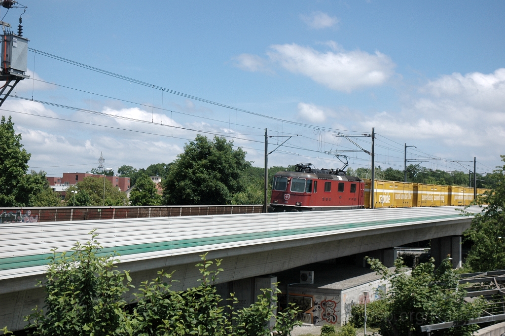 2832-0033-040613.jpg - SBB-CFF Re 4/4'' 11175 / Dübendorf (Hochbord) 4.6.2013