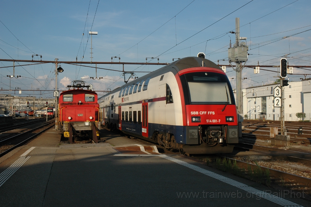 2835-0014-050613.jpg - SBB-CFF Ee 3/3 16383 + RABe 514.001-7 / Rapperswil 5.6.2013