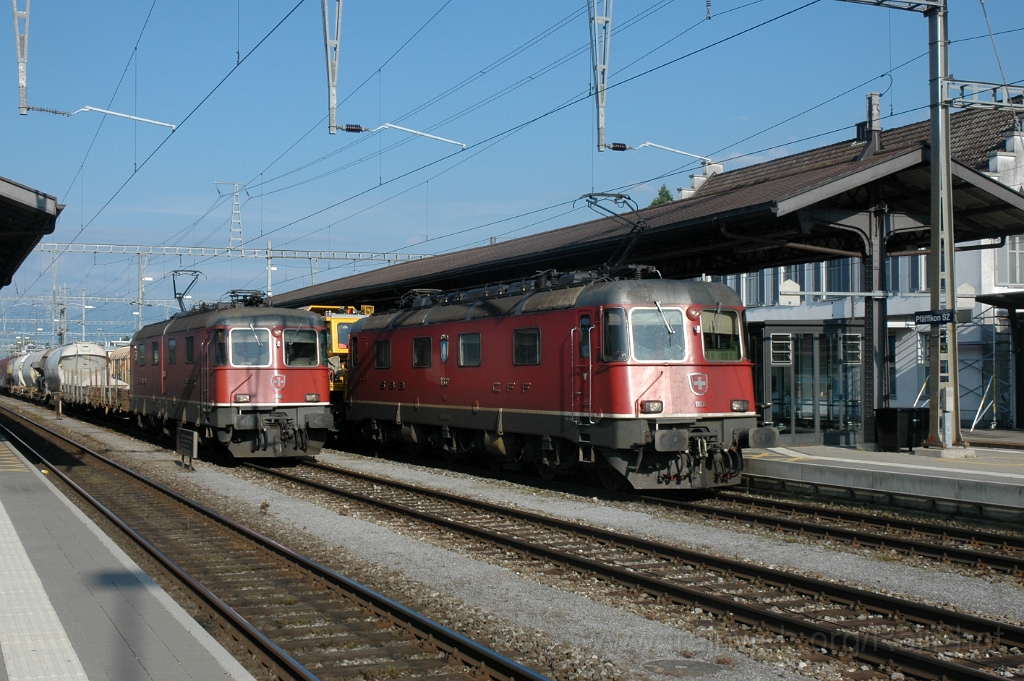 2838-0025-120613.jpg - SBB-CFF Re 6/6 11602 "Morges" + Re 6/6 11632 "Däniken" / Pfäffikon SZ 12.6.2013