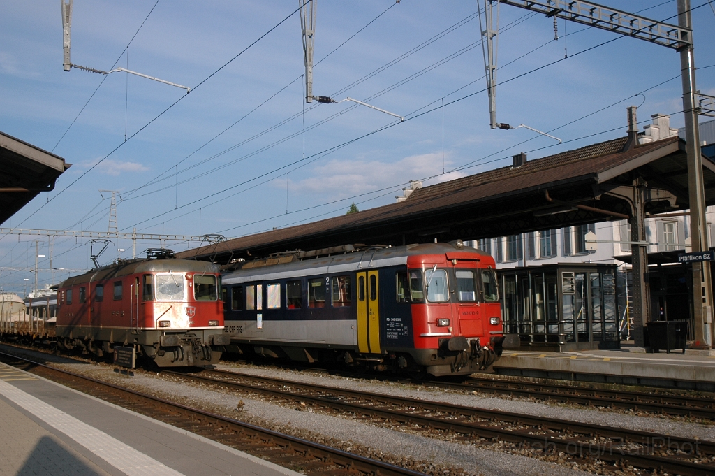 2839-0040-120613.jpg - SBB-CFF Re 6/6 11602 "Morges" + RBe 540.013-0 / Pfäffikon SZ 12.6.2013
