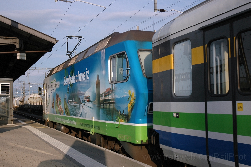 2840-0022-120613.jpg - SOB Re 456.091-8 "Romanshorn" / Pfäffikon SZ 12.6.2013