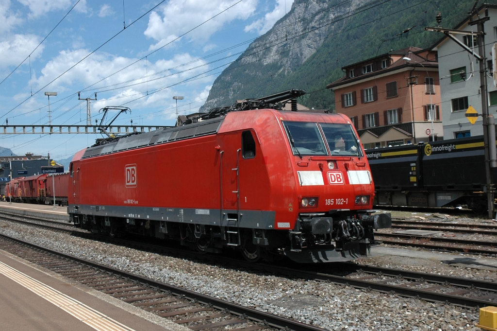 2842-0012-150613.jpg - DBAG 185.102-1 / Erstfeld 15.6.2013