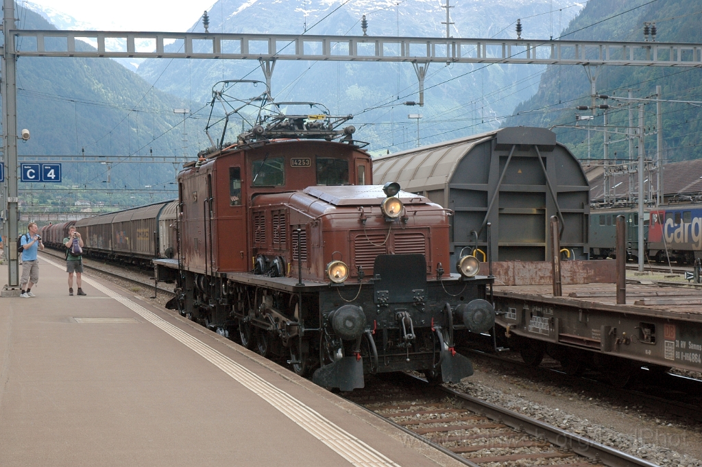 2843-0012-150613.jpg - SBB-CFF Ce 6/8'' 14253 / Erstfeld 15.6.2013
